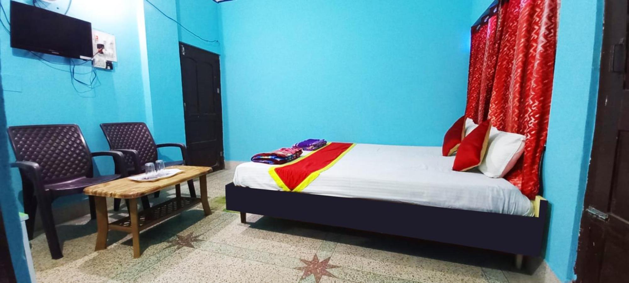 Hotel J K Puri